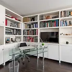 Elegant Appartement Au Coeur Du 9Eme, Printemps