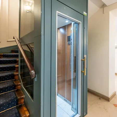 Appartamento Elegant Au Coeur Du 9eme, Printemps